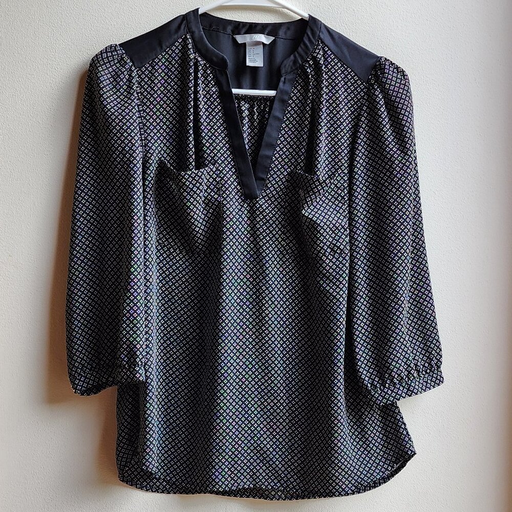 H&M Black/White Dotted Print Three Quarter Sleeve V-Neck Blouse Size 8